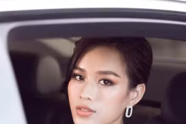 Hoa hậu Đỗ Thị Hà xuất hiện tại sân bay, chuẩn bị cho Miss World 2021