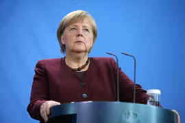 Thủ tướng Đức Merkel lo ngại chủ nghĩa dân tộc đe dọa EU