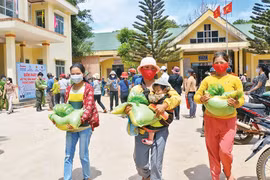 Tiêu điểm: Cá nhân vận động từ thiện: Sửa luật để có hành lang pháp lý đầy đủ