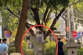Hà Nội: Phát hiện người đàn ông tử vong trong tư thế treo cổ
