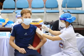 Hà Nội nhận thêm 100.000 liều AstraZeneca, hơn 6,9 triệu mũi vắc xin Covid-19 đã được tiêm