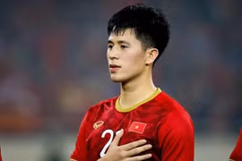 Đình Trọng bình phục chấn thương trước khi tuyển Việt Nam sang UAE
