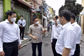 TP.HCM phải tận dụng triệt để những ngày thực hiện giãn cách xã hội theo Chỉ thị 16 để khống chế các ổ dịch