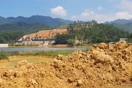 Bài 2: Chủ đầu tư coi thường pháp luật, chính quyền thiếu quyết liệt trong xử lý vi phạm