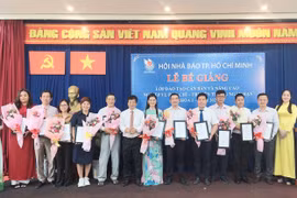 Hội Nhà báo TP. HCM trao hơn 100 chứng nhận bồi dưỡng nghiệp vụ Báo chí - Truyền thông