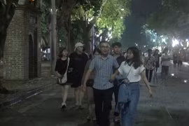Hà Nội: Nhiều người dân vẫn chủ quan trong phòng dịch COVID-19