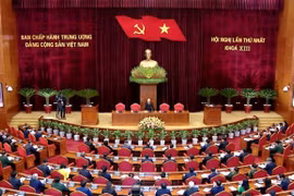 Công bố danh sách Bộ Chính trị, Ban Bí thư và Ủy ban Kiểm tra Trung ương khóa XIII
