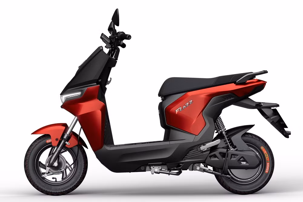 VinFast Flazz trang bị 2 pin và có thể tháo rời để sạc - Ảnh: VF