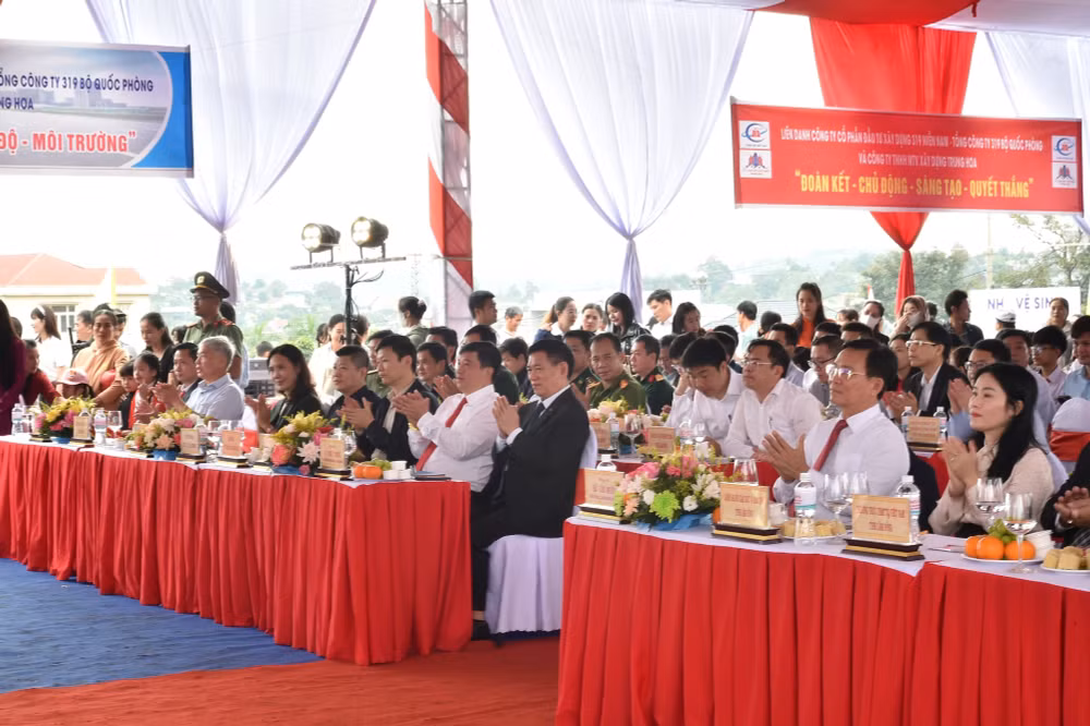 TRỰC TIẾP: Khởi công xây dựng các trường phổ thông nội trú tại các xã biên giới đất liền- Ảnh 7.