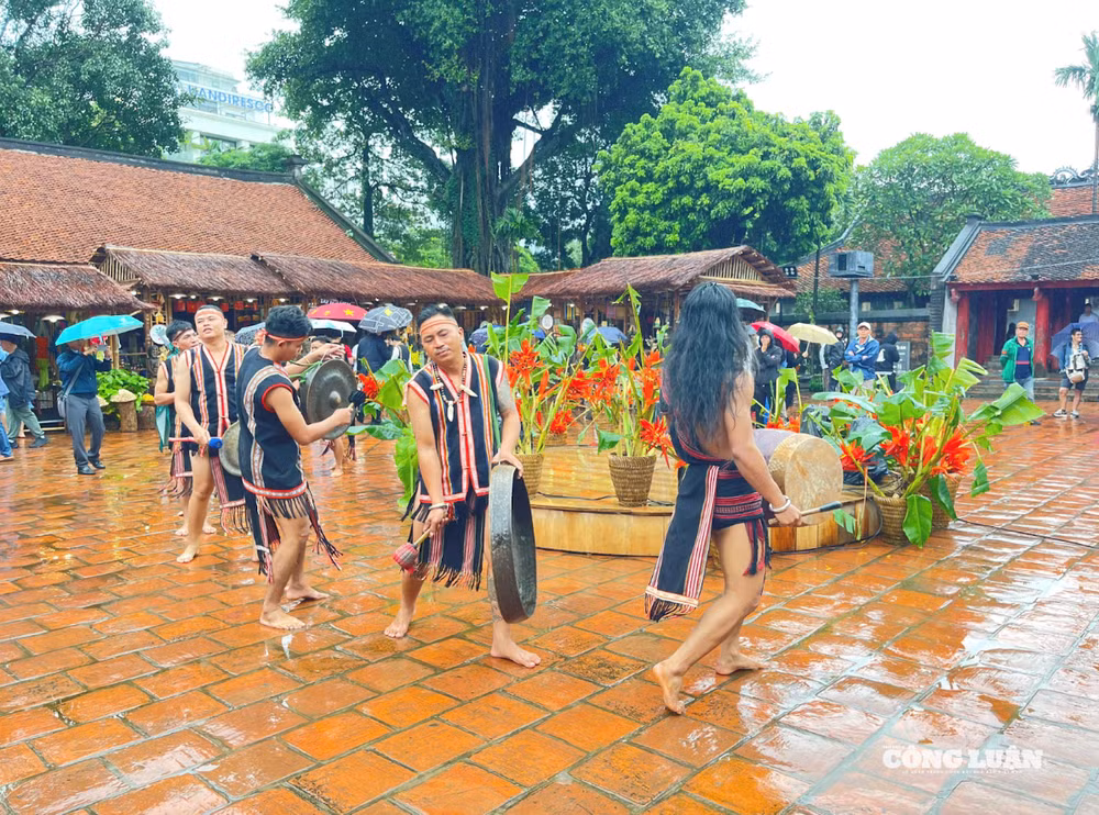 Ảnh màn hình 2025-11-01 lúc 18.16.01