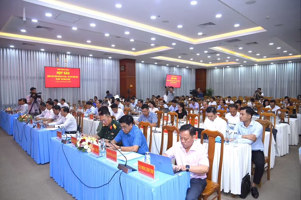 _dvd0899.jpg