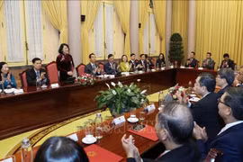 Phó Chủ tịch nước trao Quyết định bổ nhiệm cho 16 Đại sứ Việt Nam tại nước ngoài