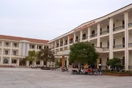 Quảng Ninh: Trường THPT Tiên Yên vẫn là trường công lập