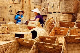 Hàng thủ công mỹ nghệ càng bán chạy lãi càng thấp