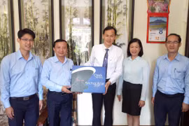 Thừa Thiên Huế: Công ty Điện lực cam kết cùng doanh nghiệp phát triển bền vững