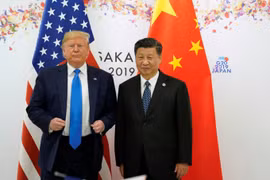 Trump dự định áp thuế lên 300 tỷ đô hàng hóa Trung Quốc
