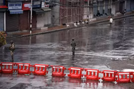 Kashmir và "tấm màn đen" với báo chí