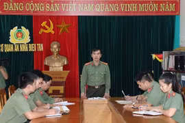 Hà Tĩnh: Khởi tố, bắt giam 2 bị can đưa người sang Anh trái phép