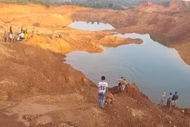 Tuyên Quang: Trượt chân ngã xuống hố khai thác quặng, hai học sinh thiệt mạng thương tâm