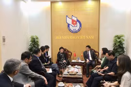 Hội Nhà báo Việt Nam làm việc với Hội Nhà báo toàn Trung Quốc