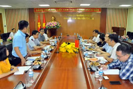 Hội Nhà báo và Trung tâm Truyền thông tỉnh Quảng Ninh tiếp đoàn Hội Nhà báo toàn Trung Quốc
