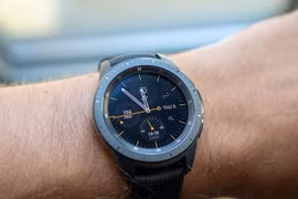 Thông tin về đồng hồ thông minh và tai nghe Samsung trước giờ ra mắt