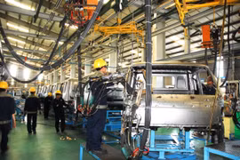 Tỷ lệ nội địa hóa ngành ô tô Việt Nam mới đạt khoảng 15%