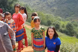 Chung tay, góp sức vì một tương lai tươi sáng cho trẻ em