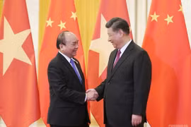 Thủ tướng Nguyễn Xuân Phúc hội kiến Tổng Bí thư, Chủ tịch nước Trung Quốc Tập Cận Bình