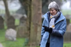 Thủ tướng Anh sẽ gặp các nhà lãnh đạo Đức và Pháp để xin hoãn Brexit
