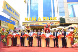 Nam A Bank tăng cường mở rộng mạng lưới tại khu vực miền Tây & Đông Nam Bộ
