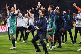 Ngược dòng đỉnh cao, Tottenham vào chung kết Champions League
