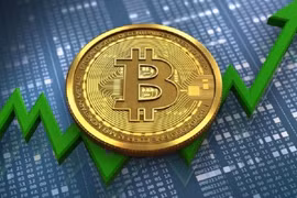 Giá Bitcoin tăng vọt, tiến sát ngưỡng 11.000 USD