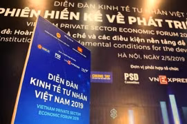 Thủ tướng tham dự Diễn đàn Kinh tế tư nhân Việt Nam 2019