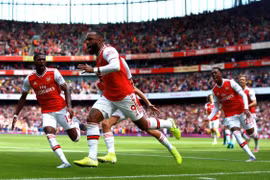 Arsenal tái hiện kỳ tích sau 10 năm