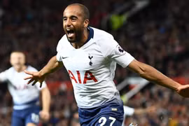 Lucas Moura lập hat-trick, Totteham thắng dễ Huddersfield
