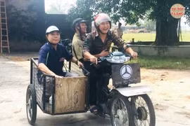 Ai người “Đổ đốn ở làng”...