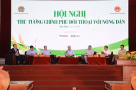 Thủ tướng Nguyễn Xuân Phúc đối thoại tháo gỡ vướng mắc cho nông dân