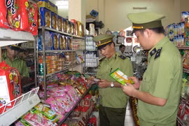 Tăng cường kiểm tra, rà soát hoạt động thương mại có sử dụng "Đường lưỡi bò" trái phép