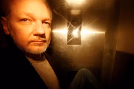 Julian Assange bị Mỹ buộc tội gián điệp