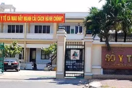 Sở Y tế Cà Mau yêu cầu báo cáo về việc hàng loạt bác sĩ bệnh viện công bỏ việc