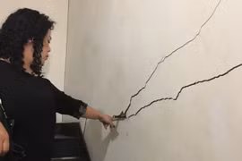 Hoàn Kiếm (Hà Nội): Cần xử lý nghiêm công trình vi phạm trật tự xây dựng, làm lún nứt nghiêm trọng nhà dân