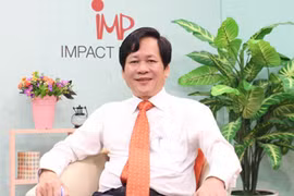 Trần Sĩ Tuấn - Gương mặt trong trẻo của tờ báo