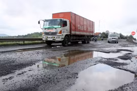 Sửa chữa triệt để hư hỏng Quốc lộ 1 qua hai tỉnh Bình Định, Phú Yên trước ngày 5/10