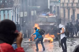 Ecuador ban bố tình trạng khẩn cấp do biểu tình