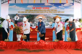 Chủ tịch Quốc hội dự Lễ khởi công Di tích lịch sử Lộ Vòng Cung Cần Thơ