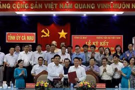 TTXVN và UBND tỉnh Cà Mau ký kết hợp tác thông tin