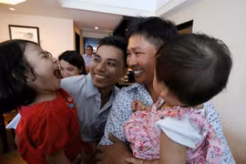 Hành trình 511 ngày gian nan của 2 phóng viên Reuters bị bắt tại Myanmar