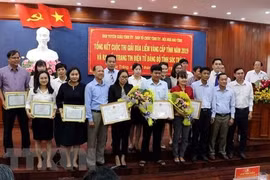 Ra mắt trang tin Đảng bộ Sóc Trăng, trao giải Búa liềm vàng cấp tỉnh