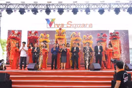 Trung tâm Thương mại Viva Square tại Đồng Nai thu hút hàng ngàn lượt khách trong ngày khai trương